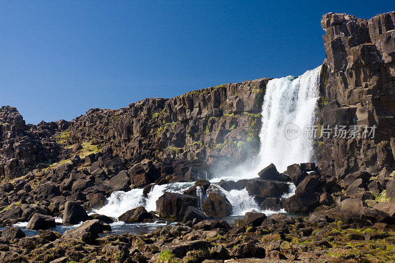 厄哈拉福斯 (?xaráfoss)，冰岛